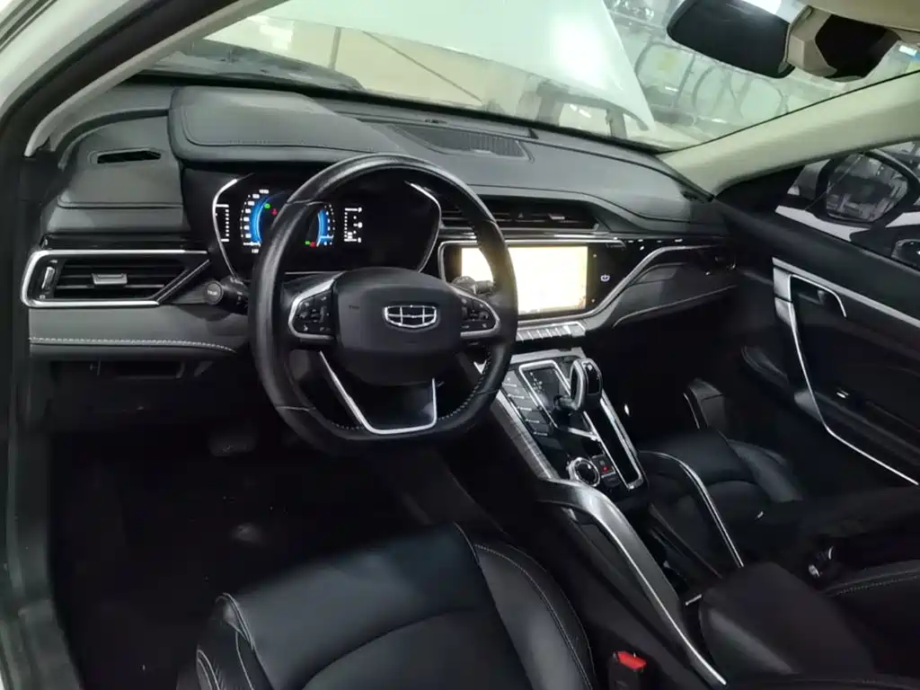 Geely Boyue — миниатюра 10