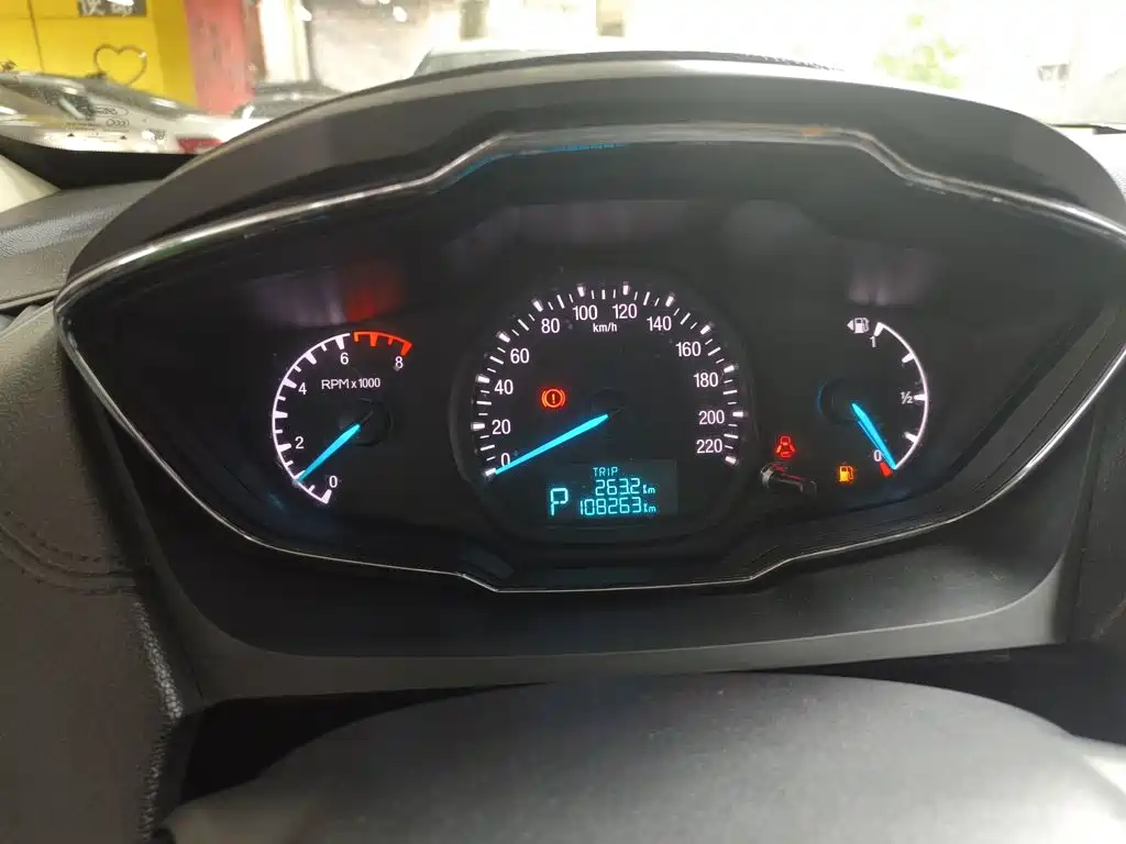 Ford Escort — миниатюра 12