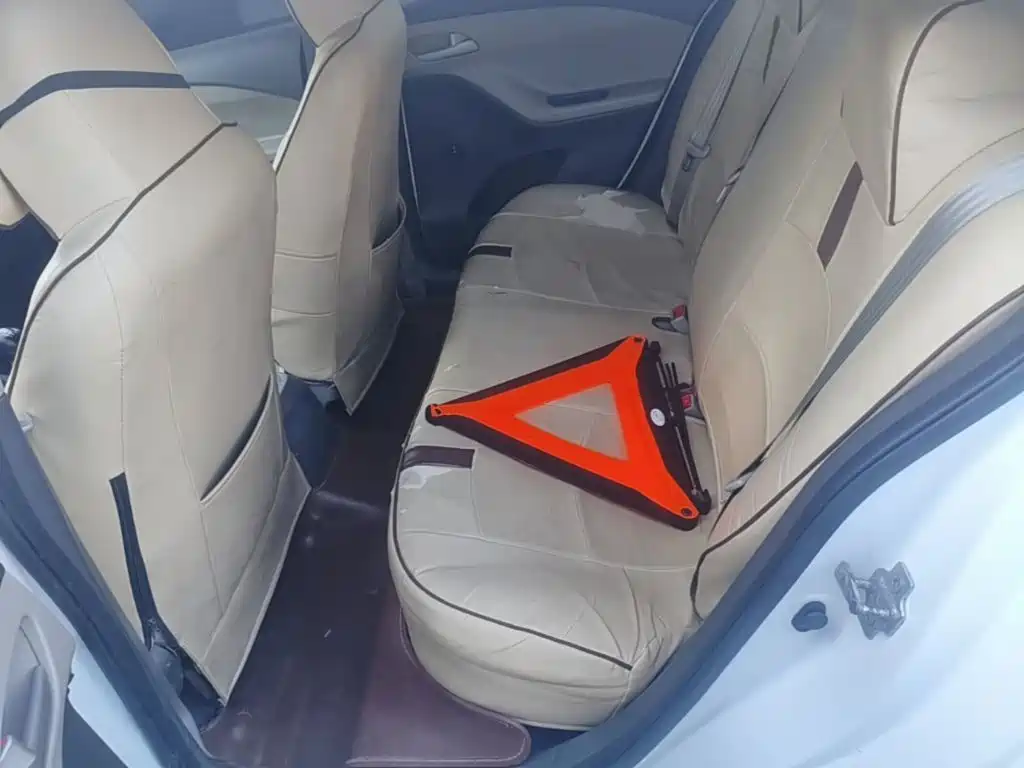 Chevrolet Sail — миниатюра 17