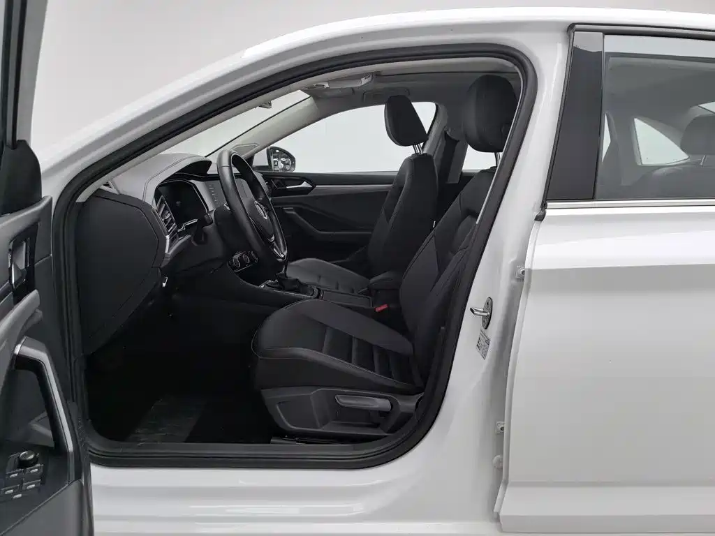 Volkswagen Sagitar — миниатюра 10