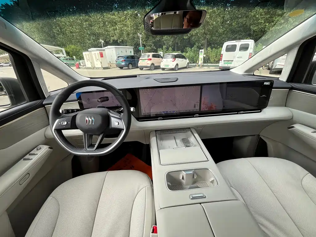 Buick Не похоже, что ты семья. — миниатюра 11