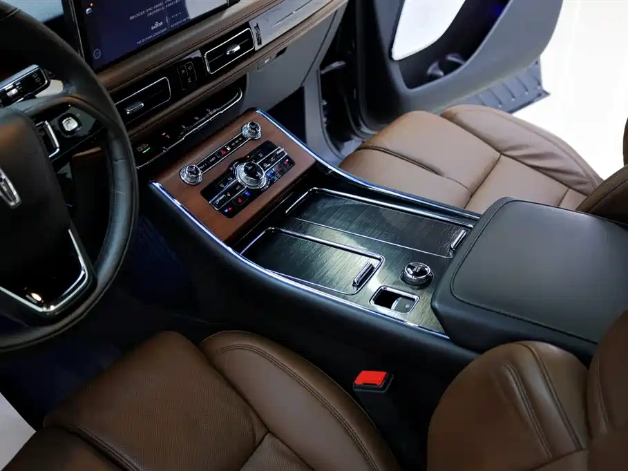 Lincoln Aviator — фотографии объявления, Фото 22