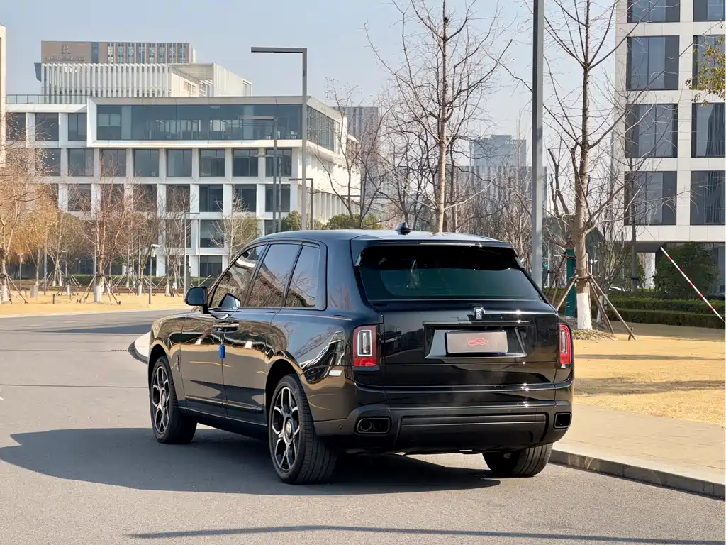 ROLLS-ROYCE CULLINAN