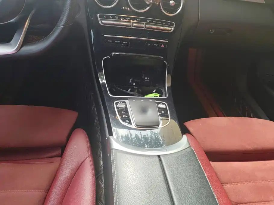 Mercedes-Benz C-Class — миниатюра 16