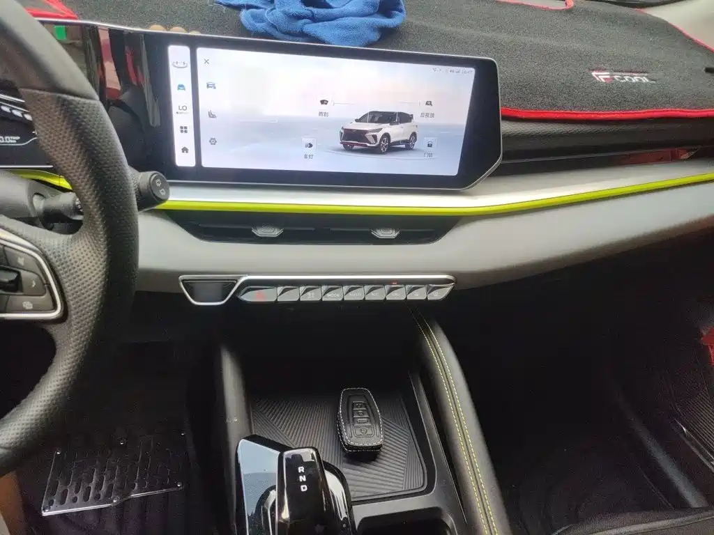 Geely Binyue — миниатюра 6