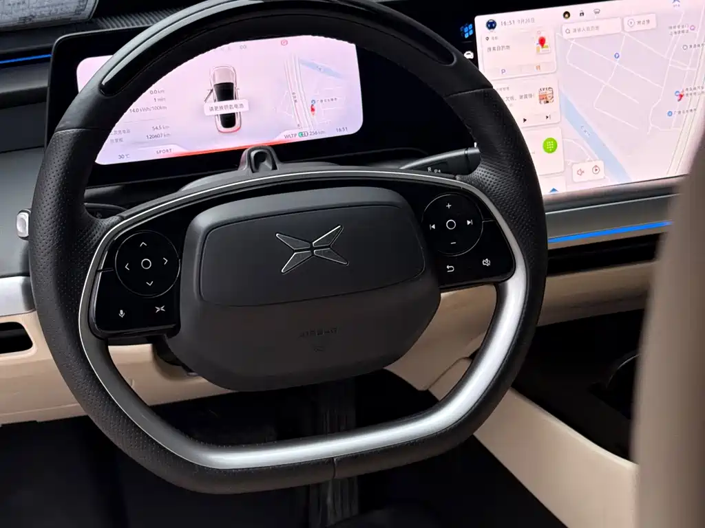 XPeng P7 — миниатюра 6