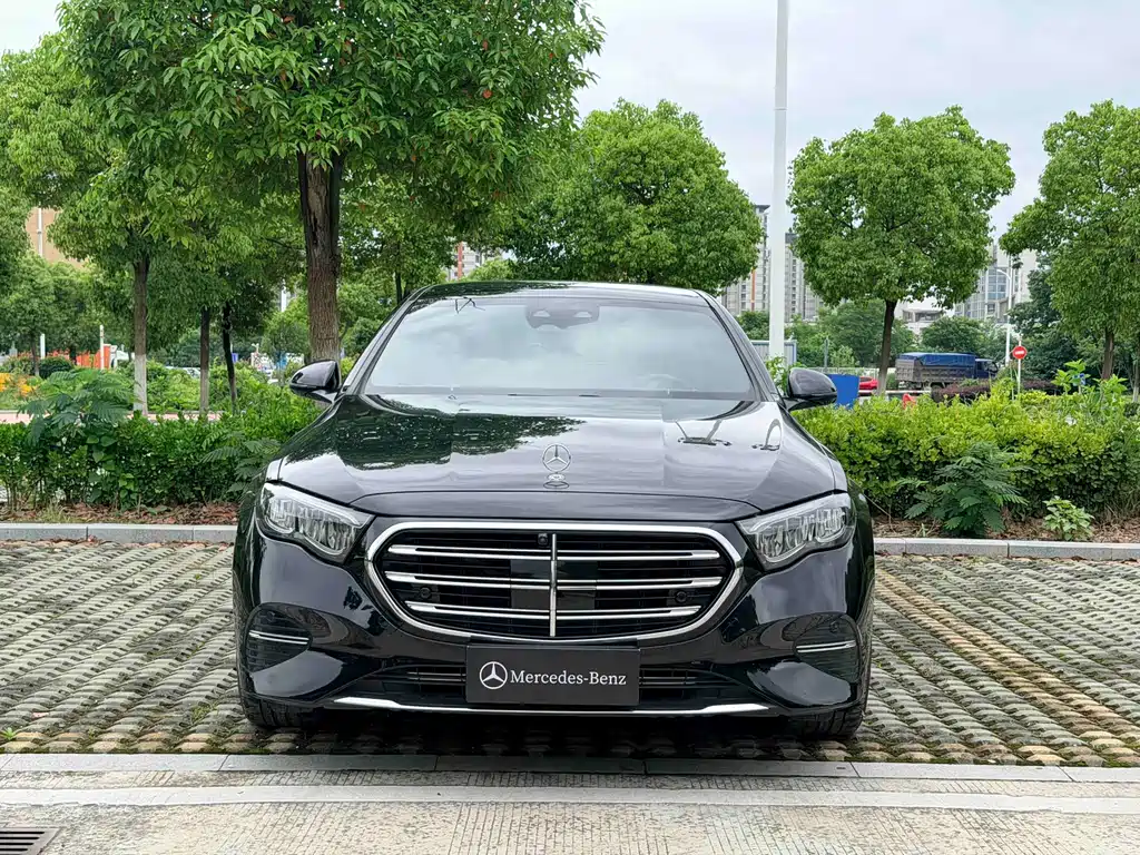 Mercedes-Benz E-Class E 2024 E 300 L Luxury