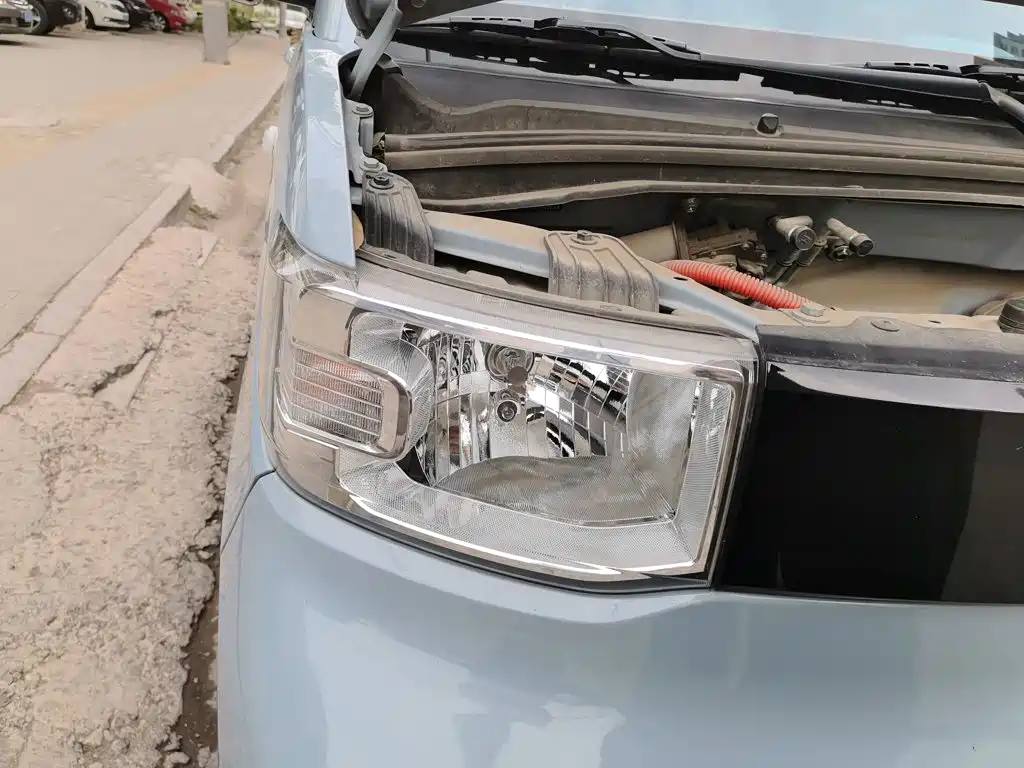 Wuling MINIEV — миниатюра 7