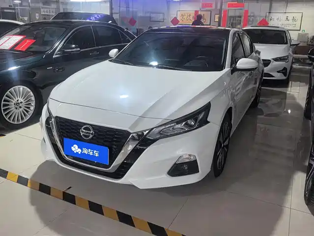 NISSAN TEANA 2021