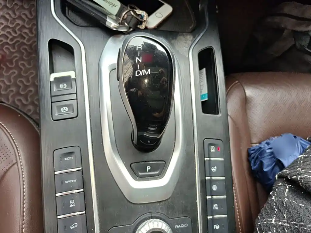 Wey Wey VV6 — миниатюра 12