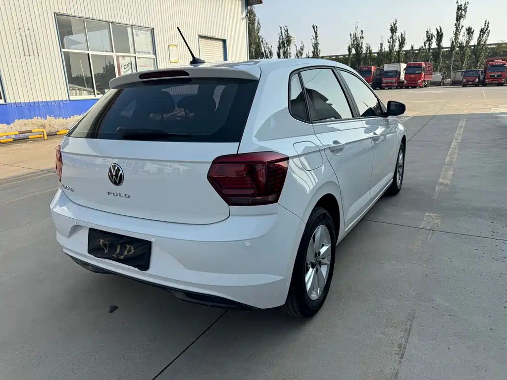 Volkswagen Polo — миниатюра 8