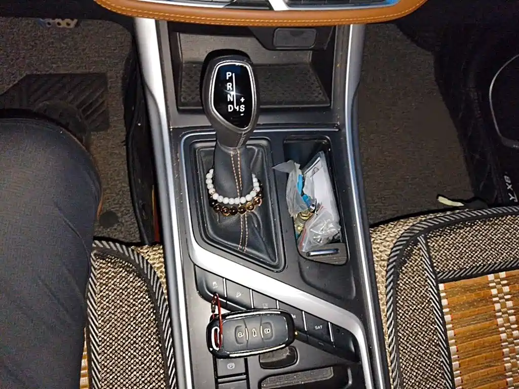 Geely Vision X6 — миниатюра 7