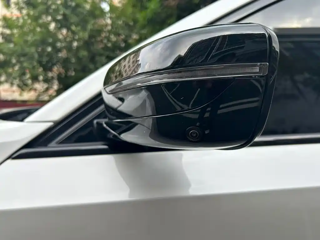BMW 3 Series — миниатюра 11