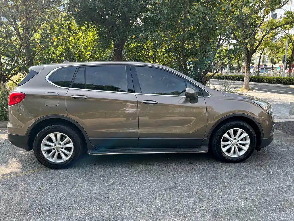 Buick Envision Plus — миниатюра 4