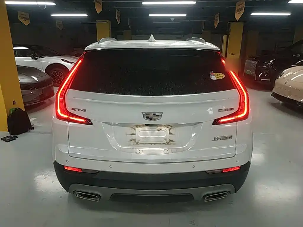 Cadillac XT4 — миниатюра 6