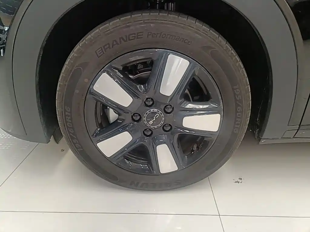 BYD Dolphin — миниатюра 23