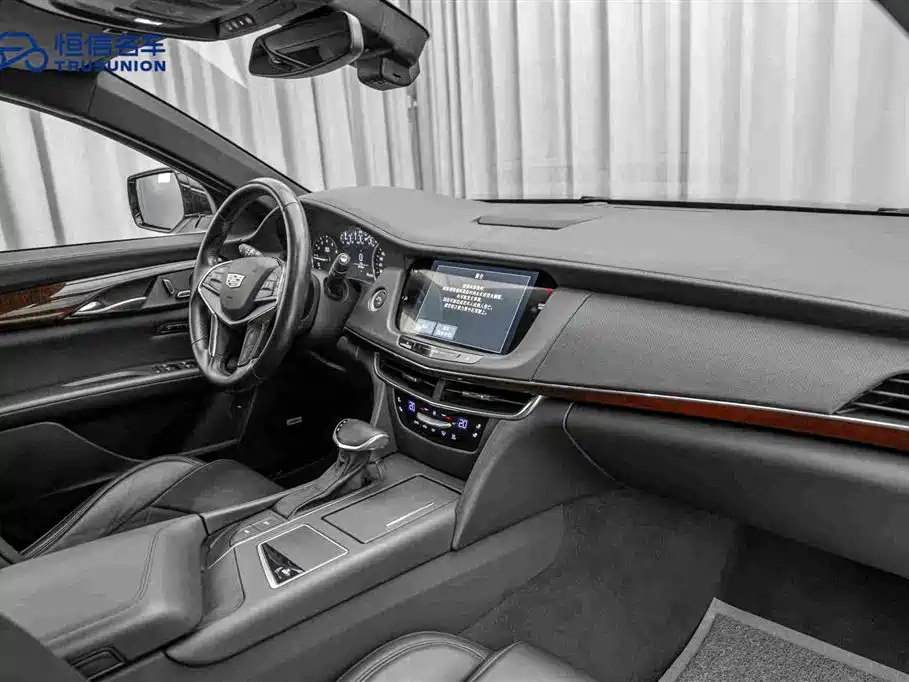 Cadillac CT6 — миниатюра 14