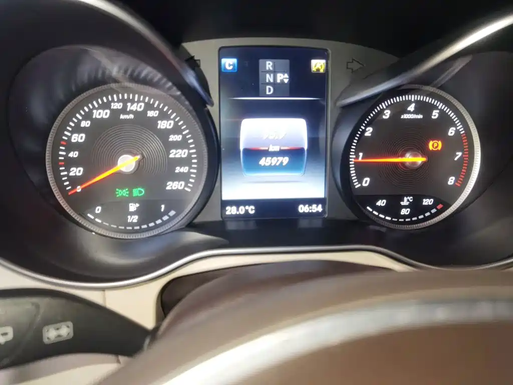 Mercedes-Benz GLC — миниатюра 8