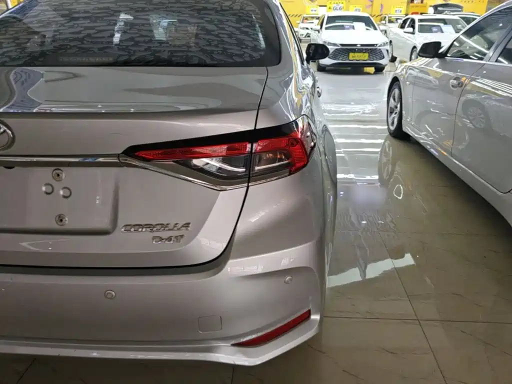 Toyota Corolla — миниатюра 8