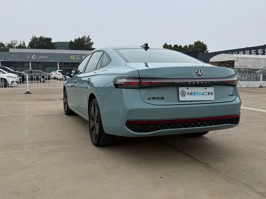 Volkswagen Passat — миниатюра 7