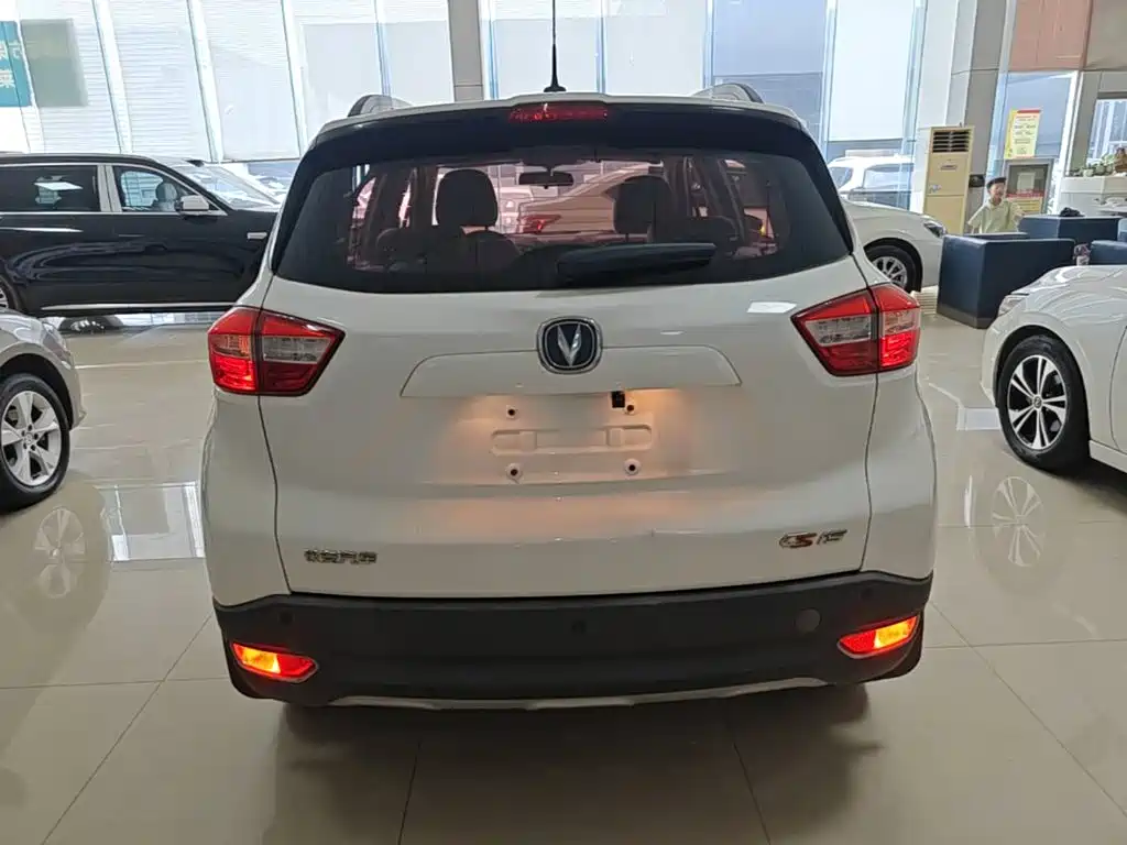 Changan CS15 — миниатюра 6