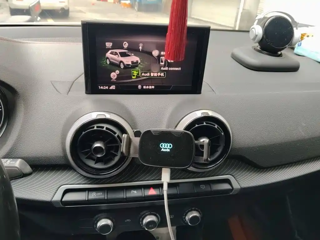 Audi Q2L — миниатюра 6