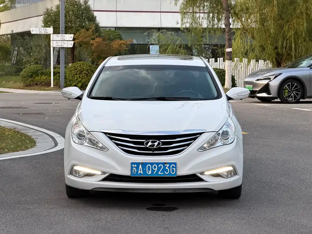 Hyundai Sonata — миниатюра 2
