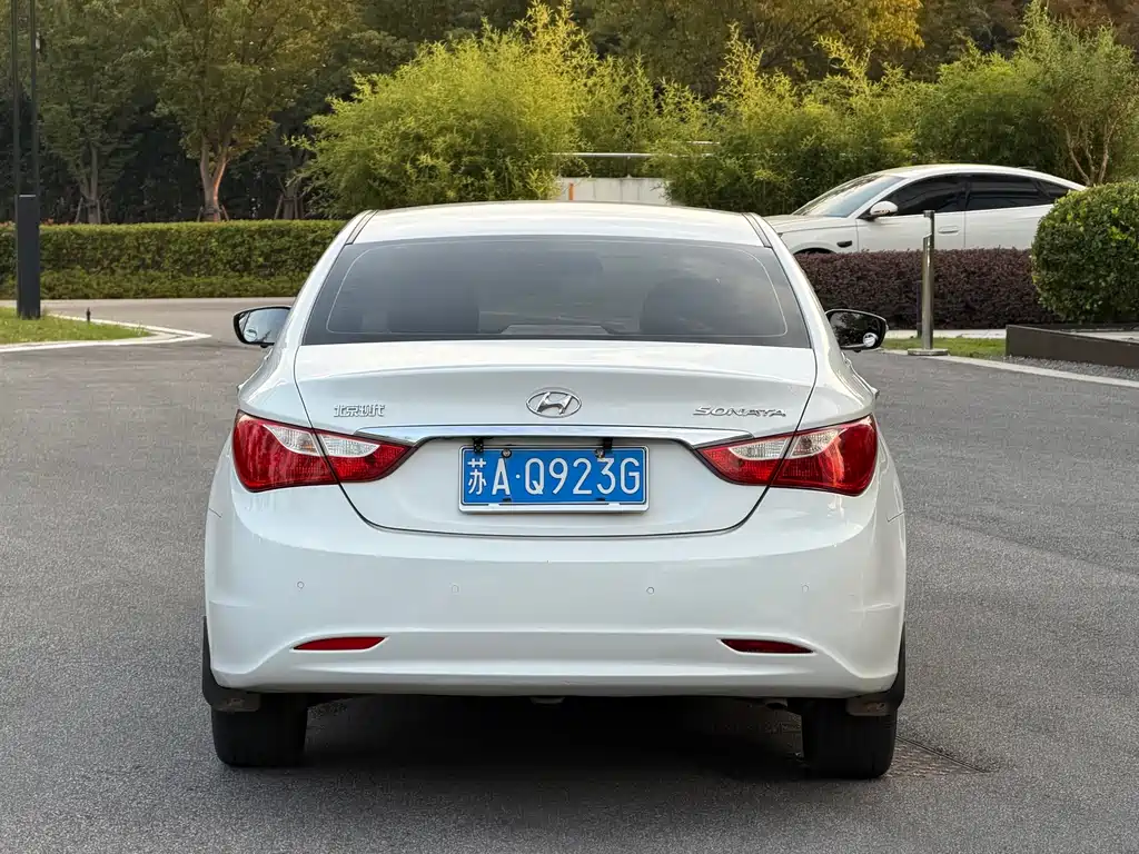 Hyundai Sonata — миниатюра 4