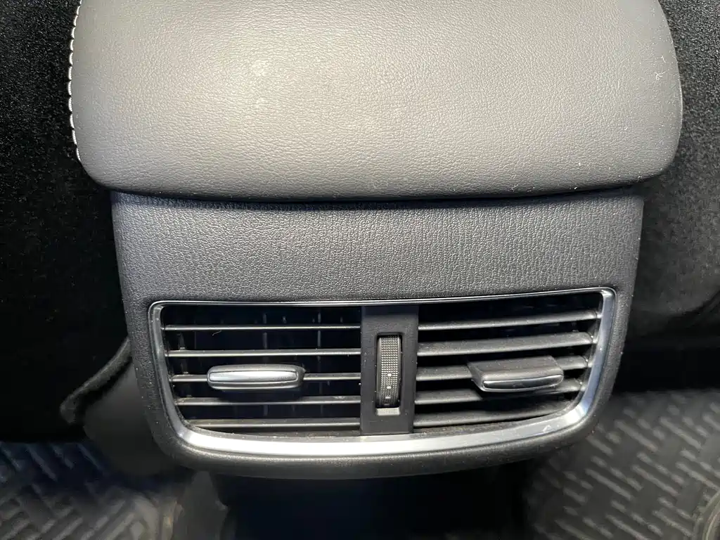 Mazda Atenza — миниатюра 10