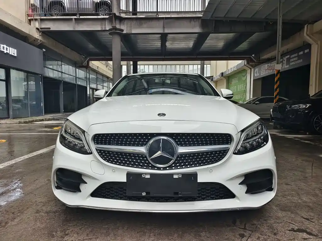 Mercedes-Benz C-Class — миниатюра 2
