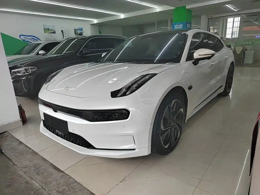 Zeekr 001