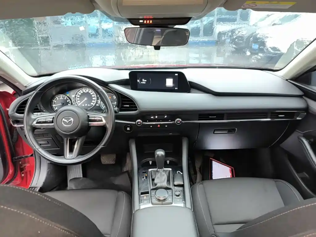 Mazda 3 Axela — миниатюра 10