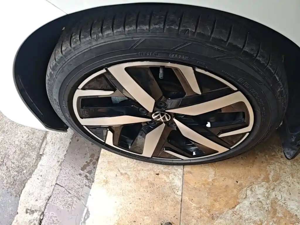 Volkswagen Lamando — миниатюра 23