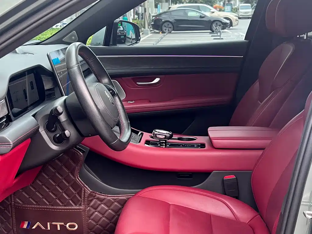 Aito M5