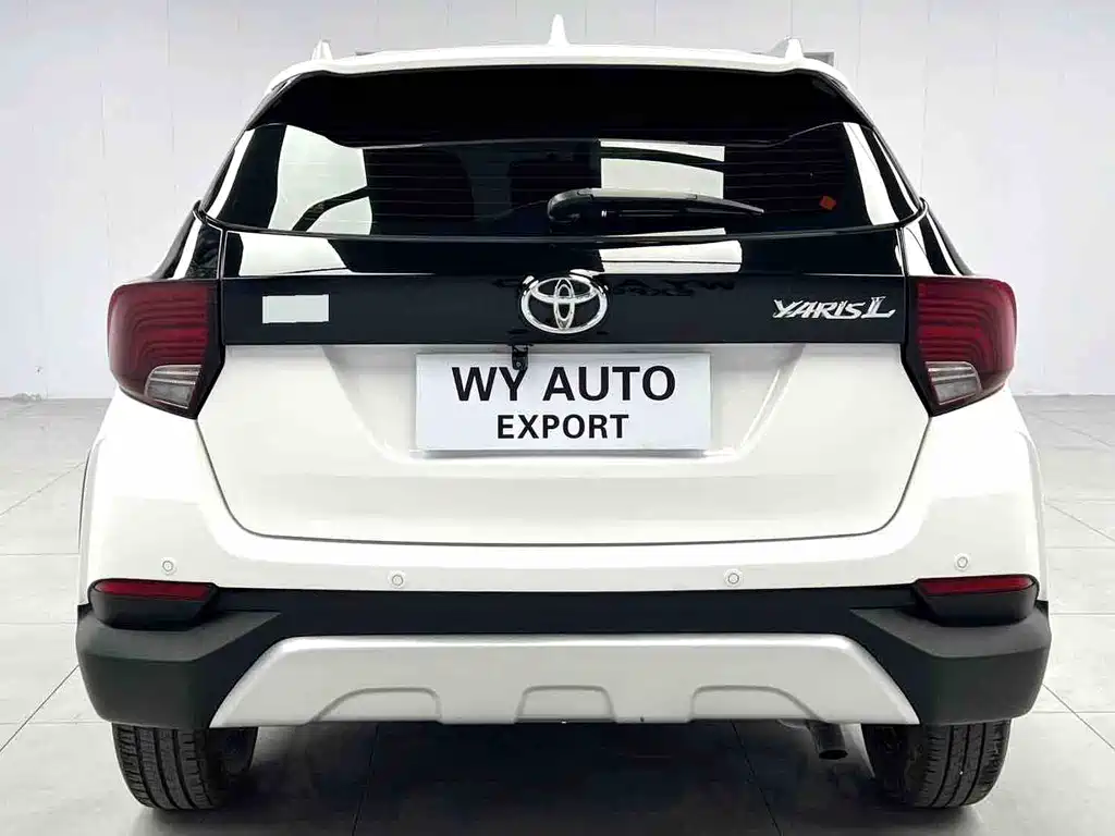 Toyota Yaris L — миниатюра 5
