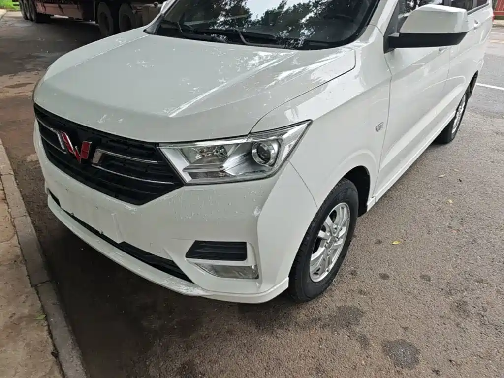 Wuling Hongguang — миниатюра 24