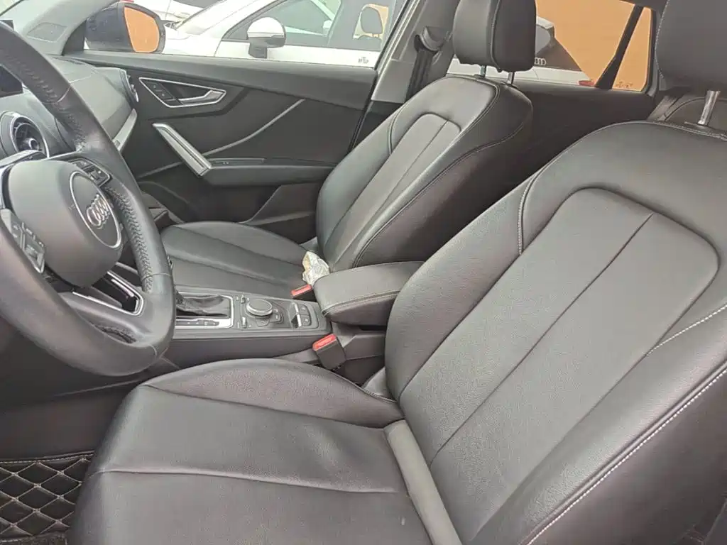 Audi Q2L — миниатюра 15