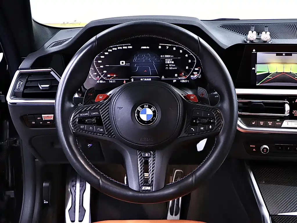 BMW M4 — миниатюра 10