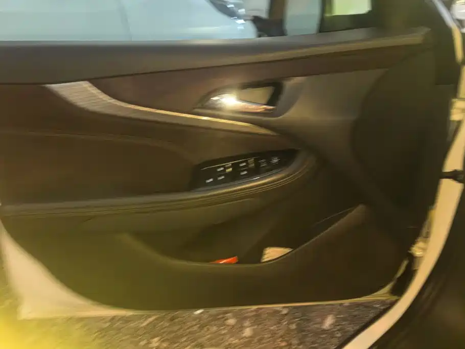Chevrolet Malibu — миниатюра 7