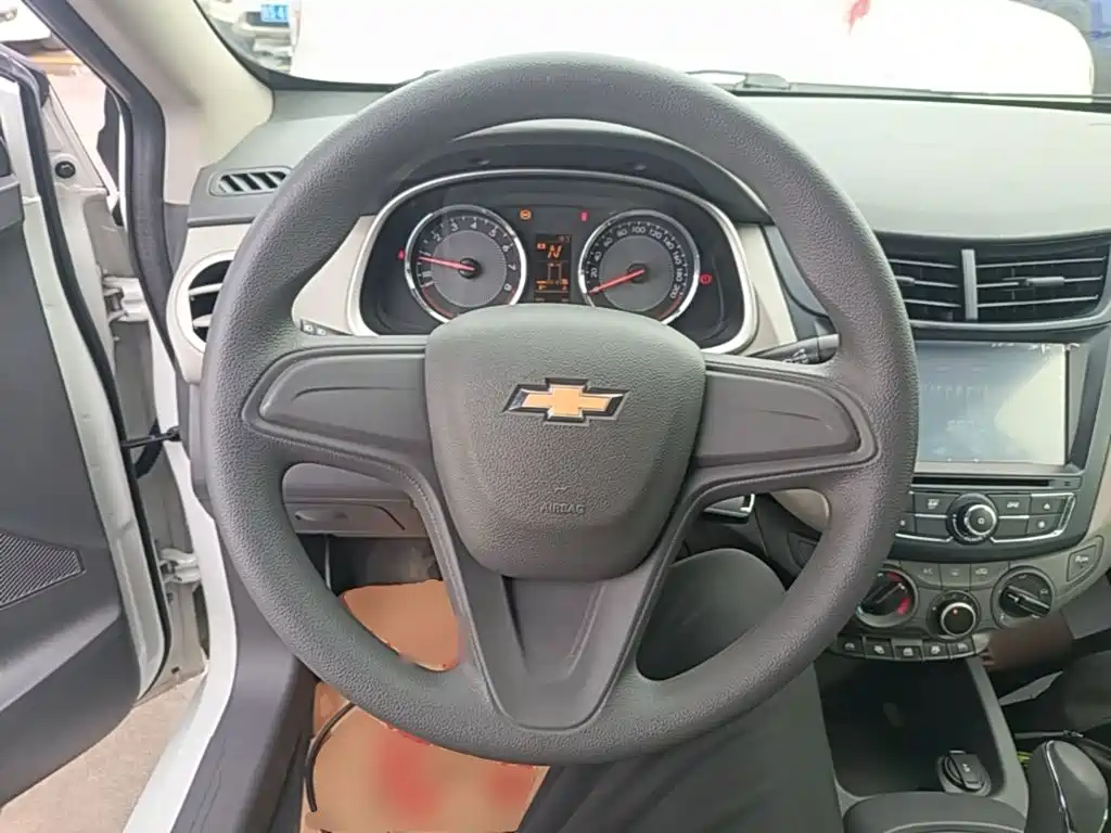 Chevrolet Sail — миниатюра 11