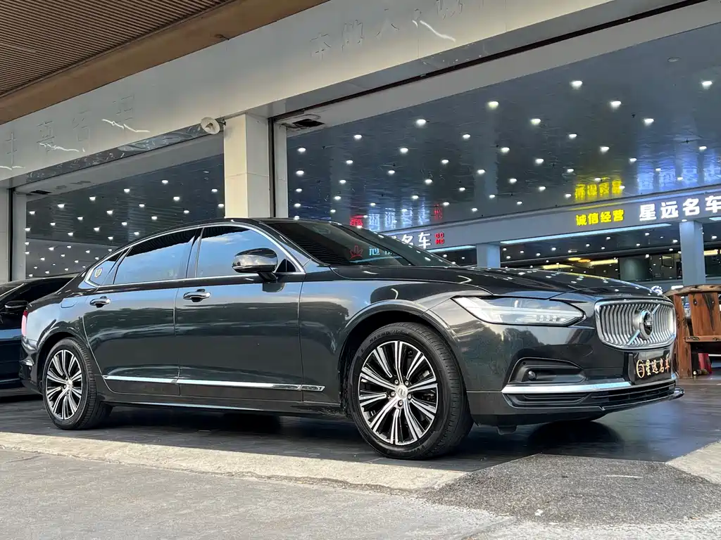 Volvo S90 — миниатюра 3