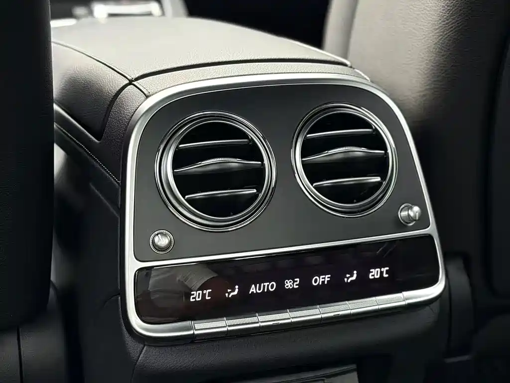 Mercedes-Benz S-Class — миниатюра 10