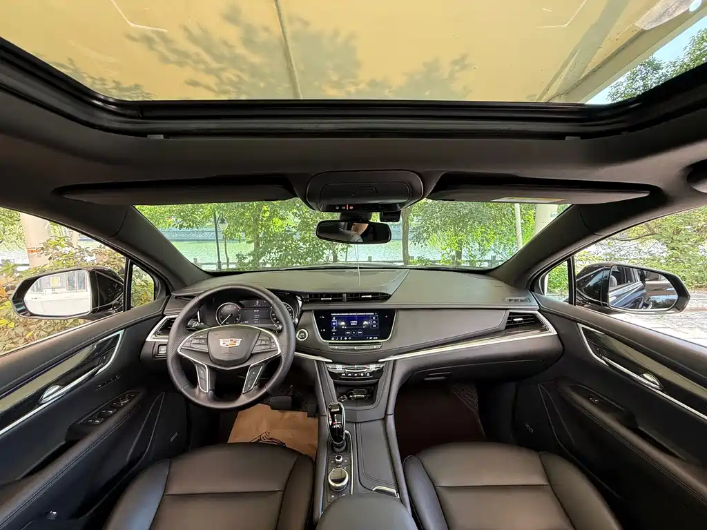 Cadillac XT5 — миниатюра 13