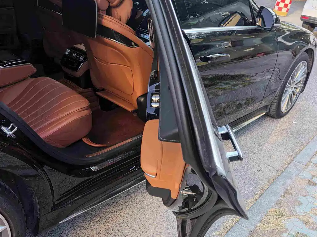 Mercedes-Benz S-Class — миниатюра 6
