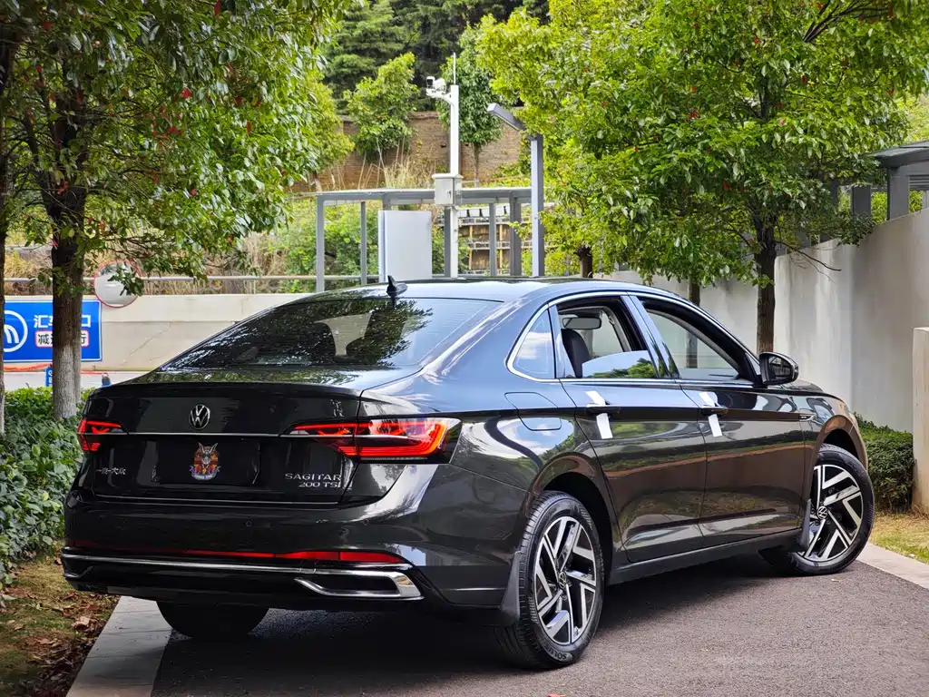 Volkswagen Sagitar — миниатюра 4