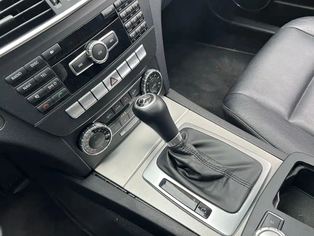 Mercedes-Benz C-Class (Import) — миниатюра 9