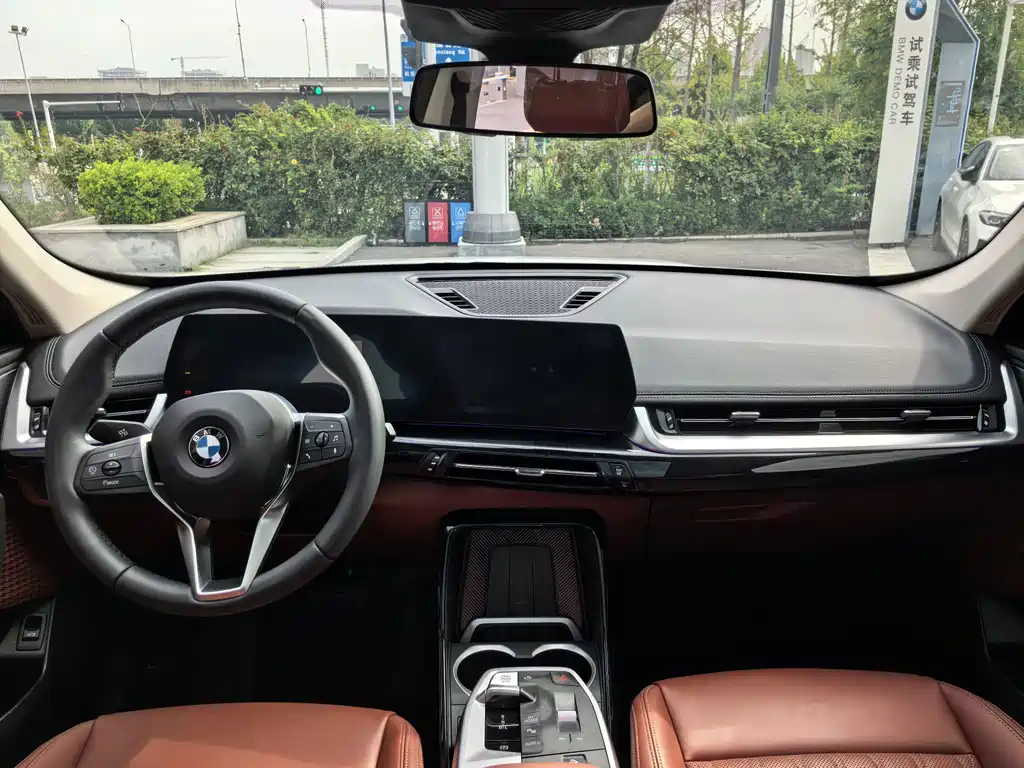 BMW X1 — миниатюра 8