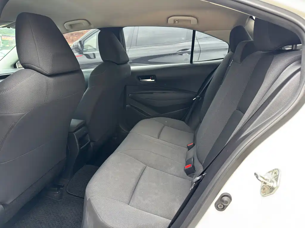 Toyota Corolla — миниатюра 5