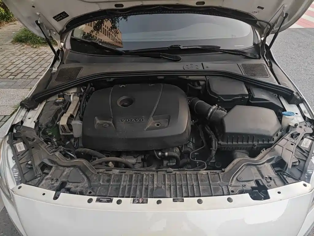 Volvo S60 — миниатюра 17