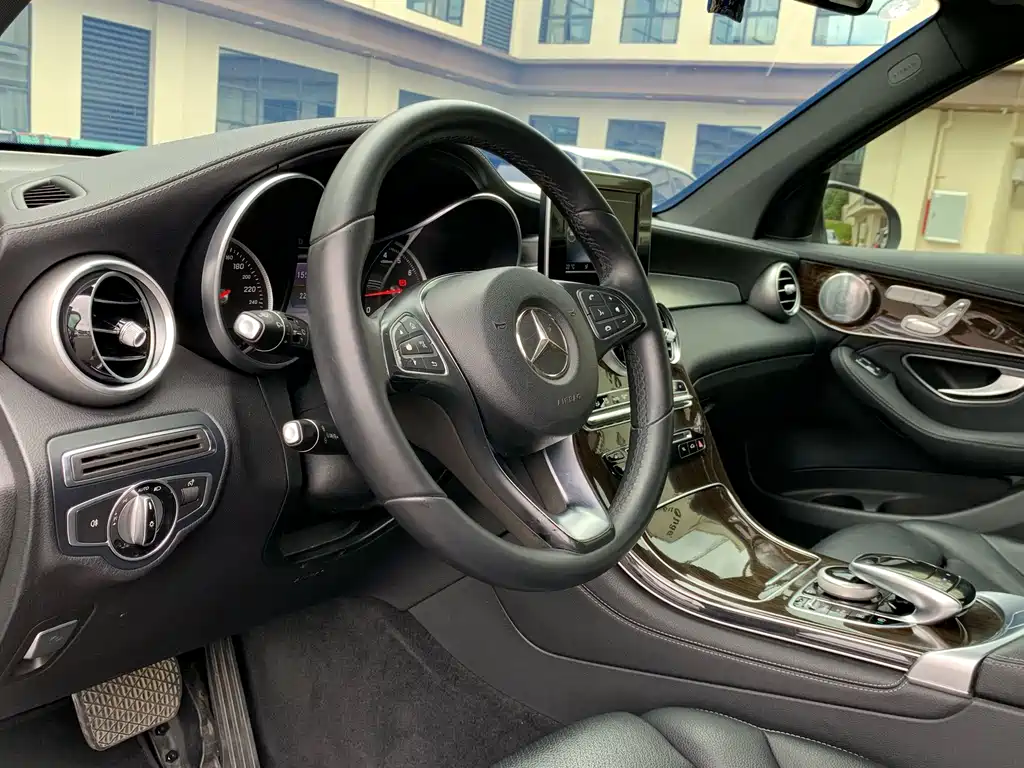 Mercedes-Benz GLC — миниатюра 18
